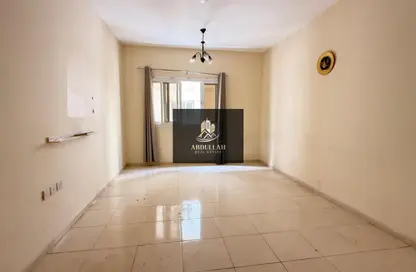 Apartment - 1 Bedroom - 2 Bathrooms for rent in Muwaileh 29 Building - Muwaileh - Sharjah