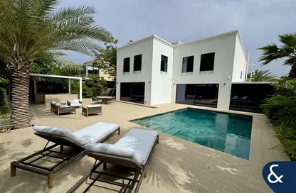 Villa - 5 Bedrooms - 7 Bathrooms for rent in Meadows 1 - Meadows - Dubai