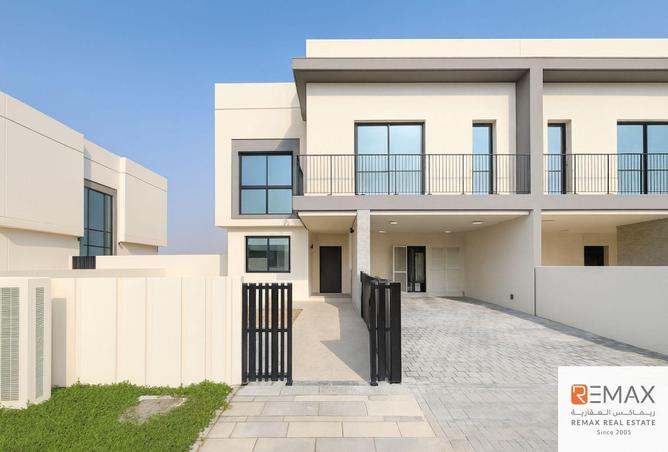 2P7SKUBdaym - Property Main Image