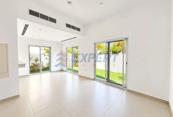 156896932 - Property Image 2