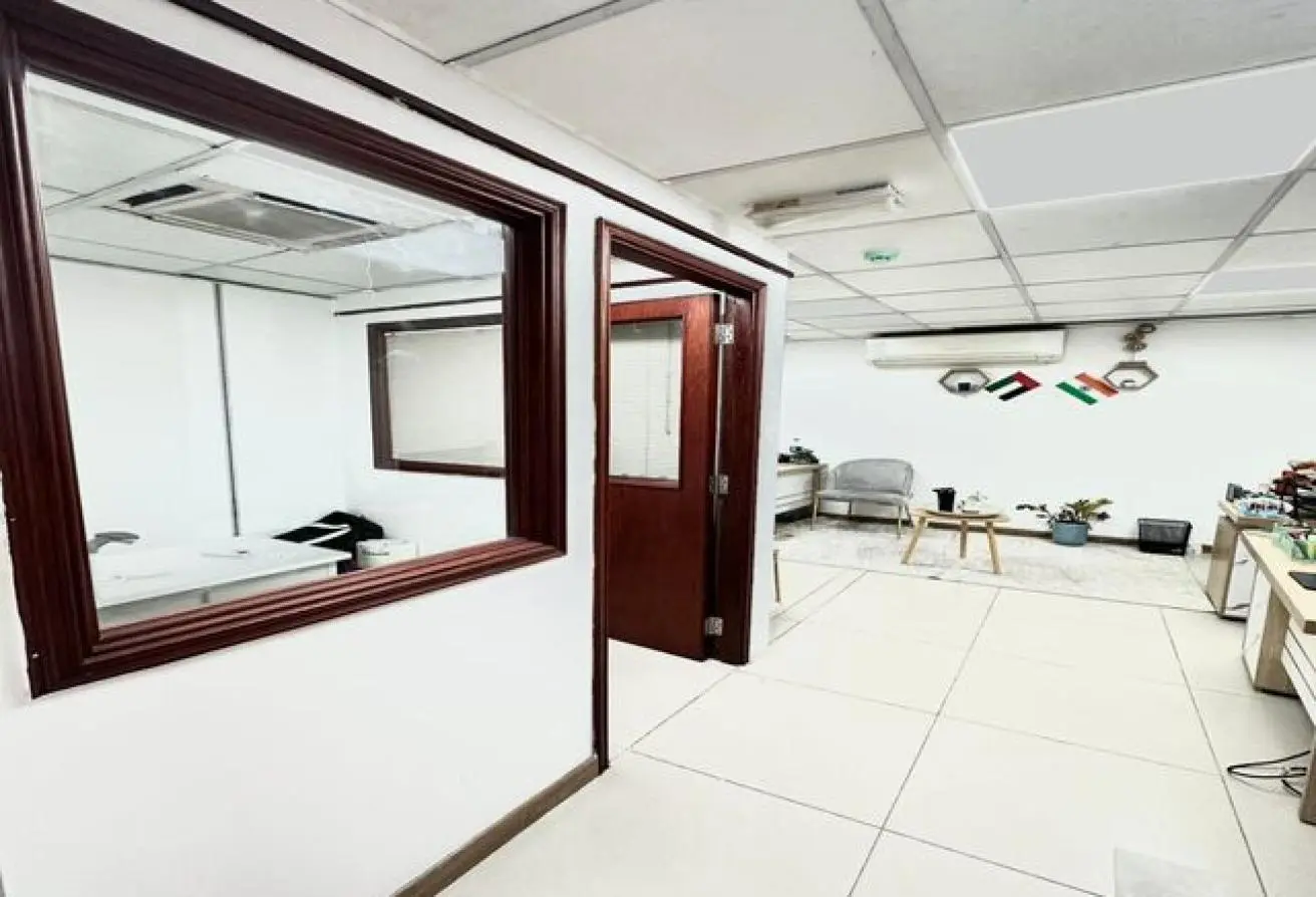 97804021 - Property Main Image