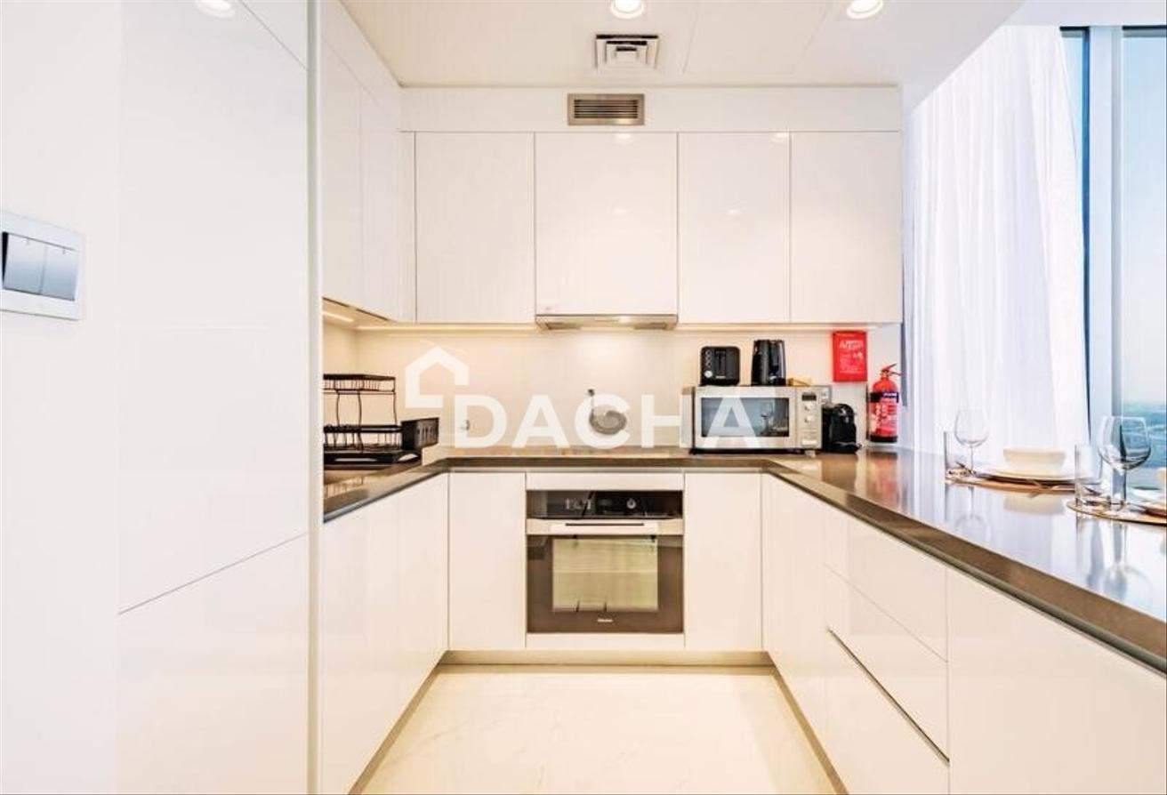 Upgraded Kitchen | Fully Furnished | Lagoon View photo 5