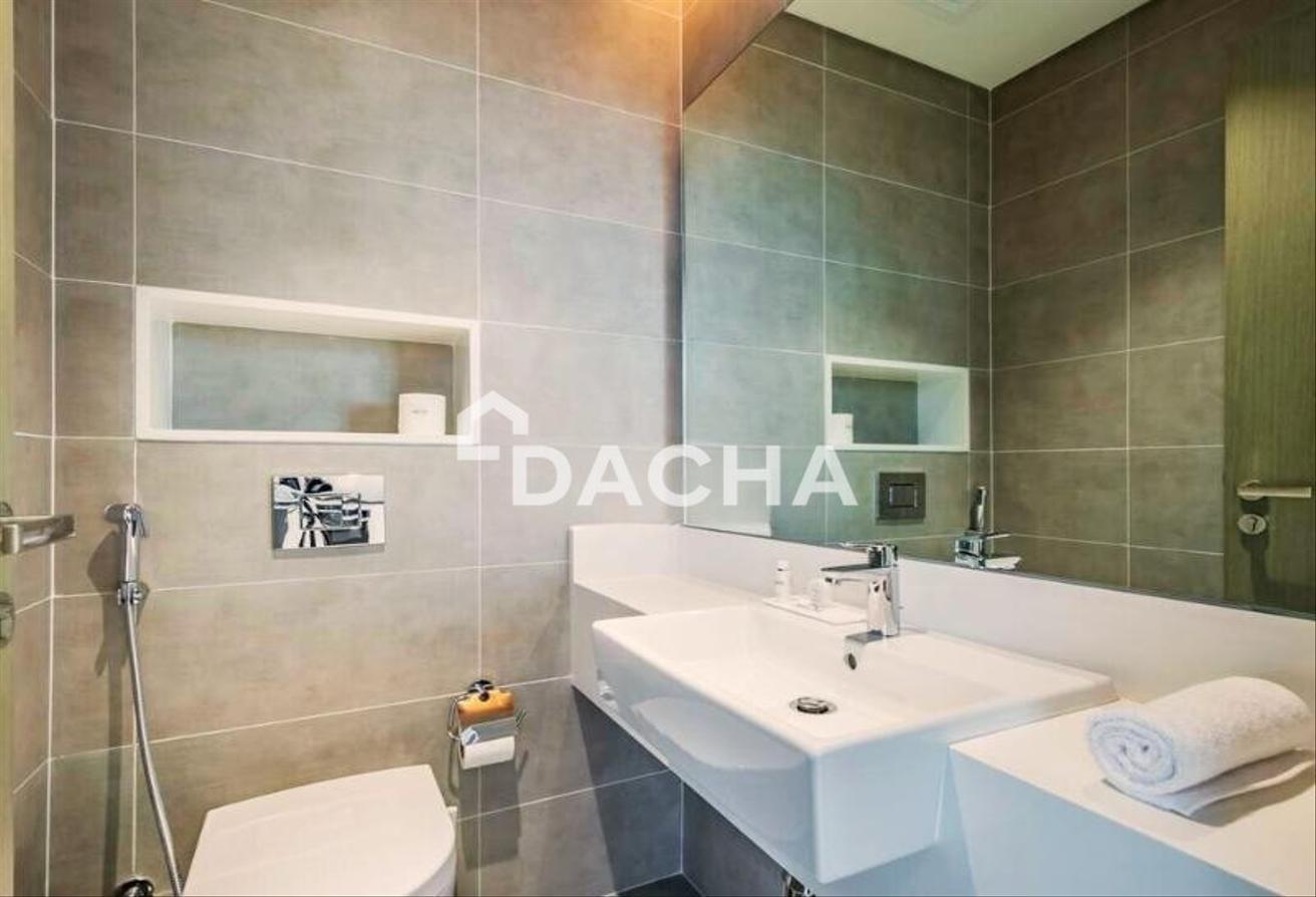 Upgraded Kitchen | Fully Furnished | Lagoon View photo 7