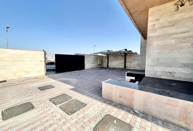 16210010 - Property Image 3