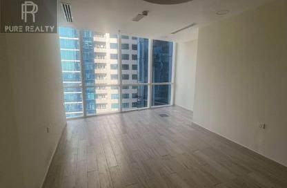 Office Space - Studio - 1 Bathroom for rent in Park Lane Tower - Business Bay - Dubai