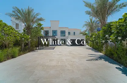 Villa - 5 Bedrooms - 6 Bathrooms for sale in Cluster 25 - Jumeirah Islands - Dubai
