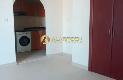 Apartment - Studio - 4 Bathrooms for rent in Cricket Tower - Dubai Sports City - Dubai