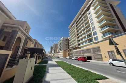 Apartment - 3 Bedrooms - 4 Bathrooms for rent in Luluat Al Raha - Al Raha Beach - Abu Dhabi