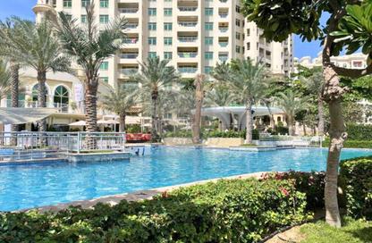 Apartment - 2 Bedrooms - 3 Bathrooms for rent in Al Dabas - Shoreline Apartments - Palm Jumeirah - Dubai