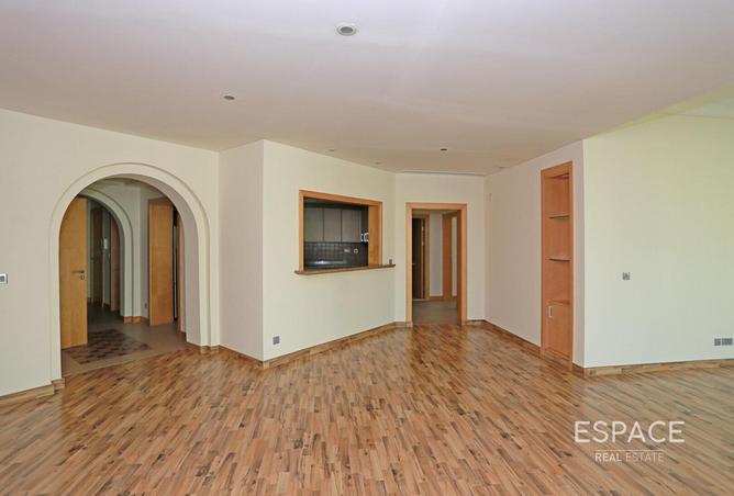 79416260 - صورة العقار 3