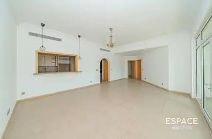 شقة - 2 غرف نوم - 3 حمامات للايجار في الخوشكار - مساكن شور لاين - نخلة جميرا - دبي