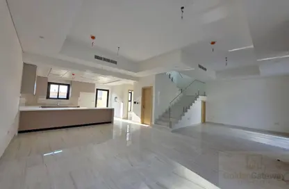 تاون هاوس - 4 غرف نوم - 6 حمامات للايجار في فلل اليكانتي - قمم النصر - مدينة دبي الرياضية - دبي تاون هاوس - 4 غرف نوم - 6 حمامات للايجار في فلل اليكانتي - قمم النصر - مدينة دبي الرياضية - دبي