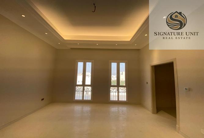 70705440 - Property Image 2