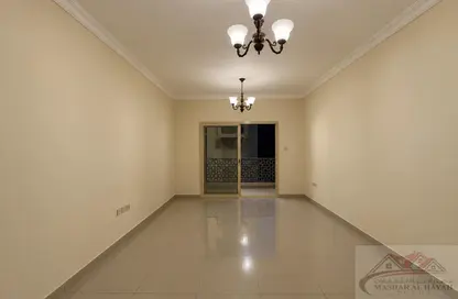 Apartment - 1 Bedroom - 2 Bathrooms for rent in Muwaileh 29 Building - Muwaileh - Sharjah