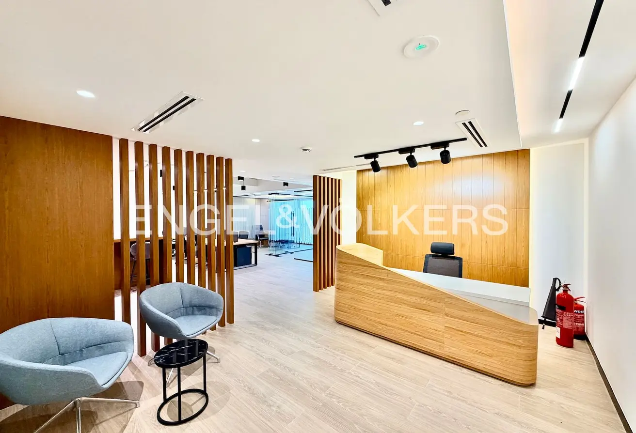 164564805 - Property Main Image