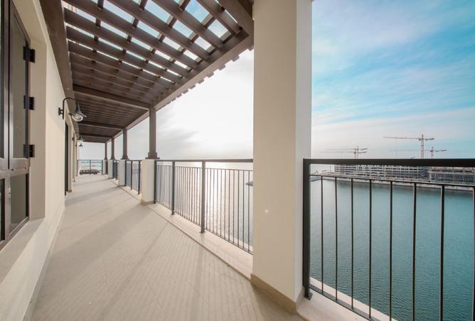 Spectacular 4BR + Maid’s Room | Full Sea View