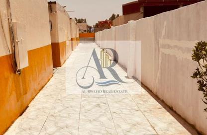 سكن عمال - استوديو - 8 حمامات للايجار في السجع إس - الصجعة - الشارقة