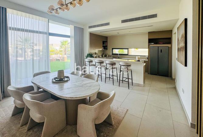 127017444 - Property Image 2