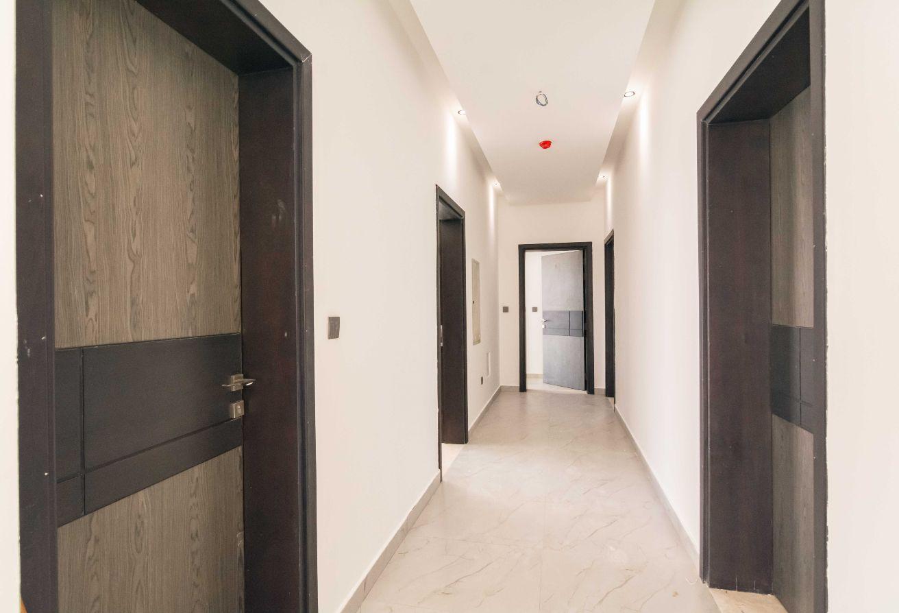 Semi Detached Villa | Brand New |Vacant 5 Bedroom photo 22
