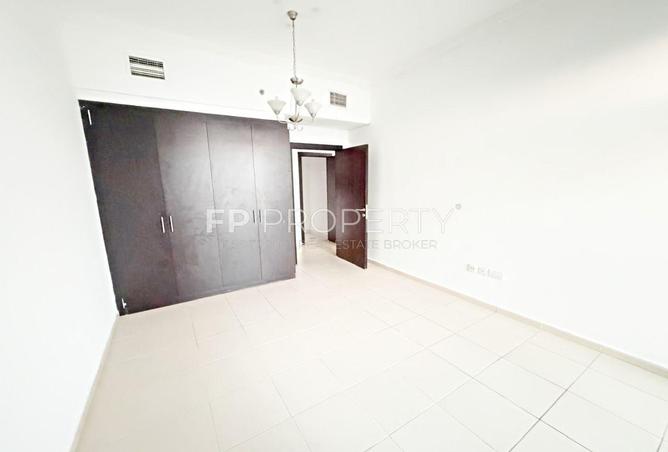 82366239 - Property Image 3