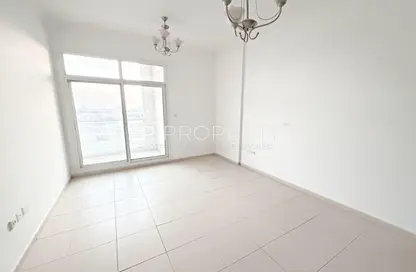 Apartment - 1 Bedroom - 2 Bathrooms for sale in Mazaya 5 - Queue Point - Liwan - Dubai Land - Dubai