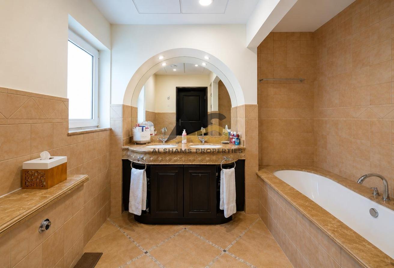 Spacious 4bhk+maid plus powder villa for Rent photo 16