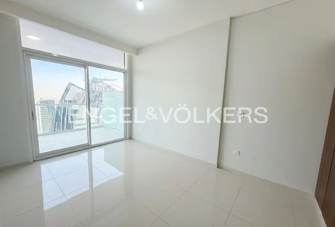 137443855 - Property Image 3