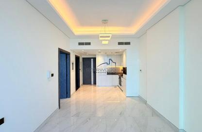 Apartment - 1 Bedroom - 2 Bathrooms for rent in Samana Park Views - Arjan - Dubai