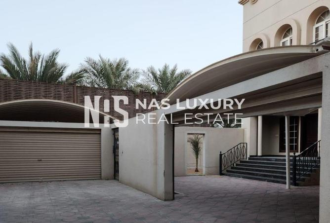 54930258 - Property Image 2