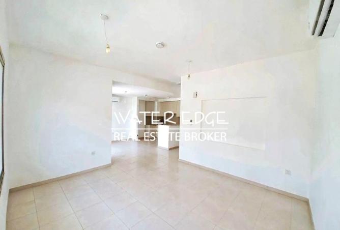 96123810 - Property Image 2