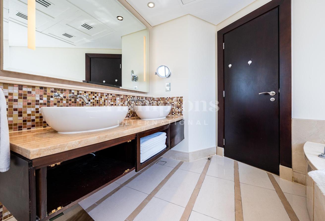BILLS Included | Luxury Living | Vacant photo 22