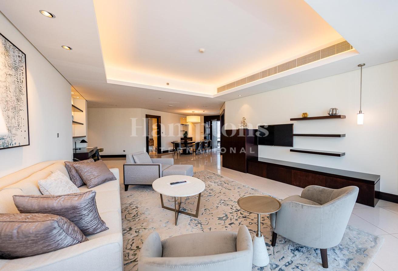 BILLS Included | Luxury Living | Vacant photo 3