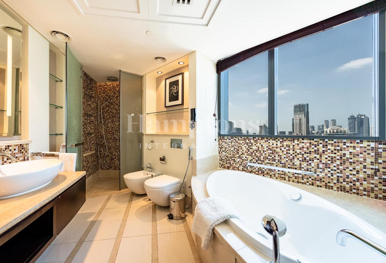 BILLS Included | Luxury Living | Vacant photo 8