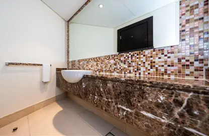 شقة - 2 غرف نوم - 2 حمامات للايجار في فندق برج ليك - العنوان داون تاون - وسط مدينة دبي - دبي شقة - 2 غرف نوم - 2 حمامات للايجار في فندق برج ليك - العنوان داون تاون - وسط مدينة دبي - دبي