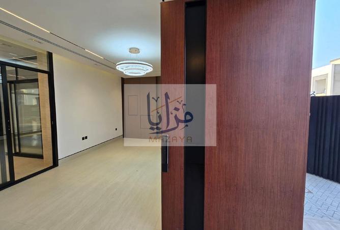 92275915 - صورة العقار 3