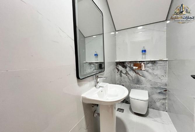 75781329 - Property Image 3