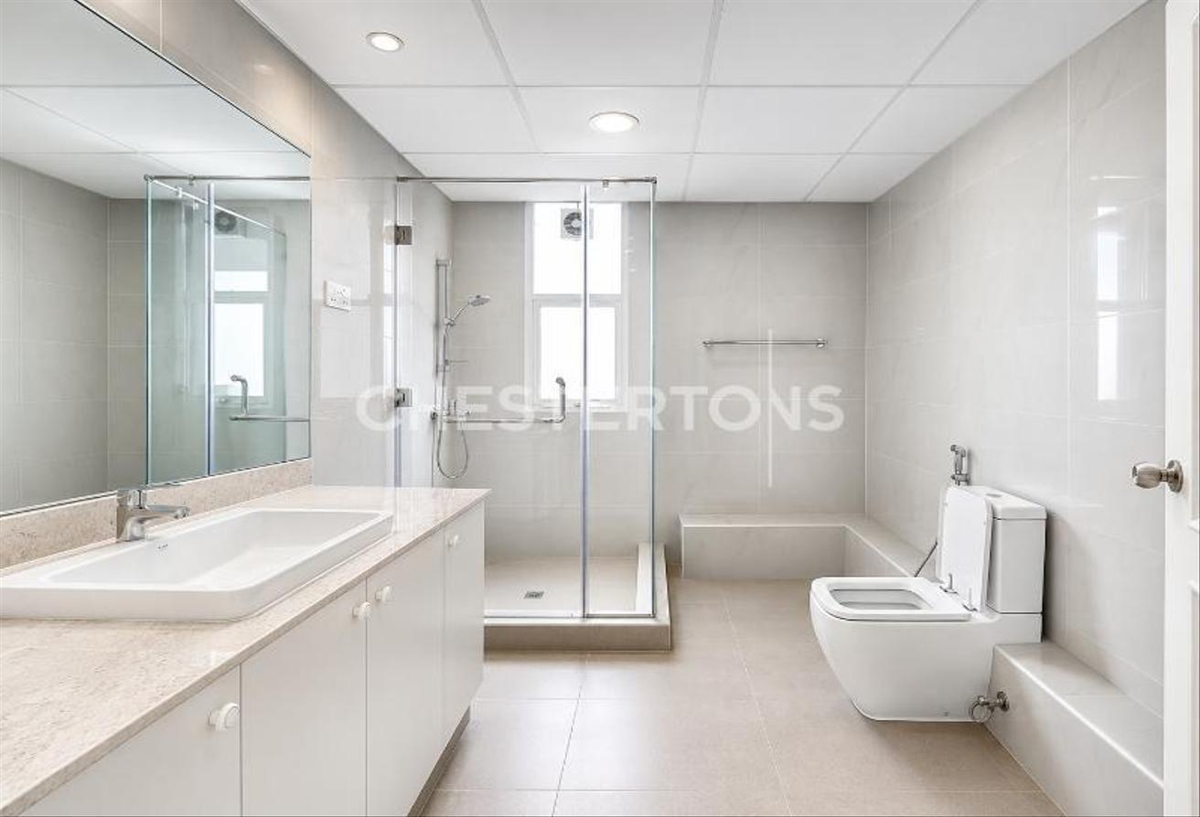 Renovated | Bright | Spacious | Private Pool photo 15