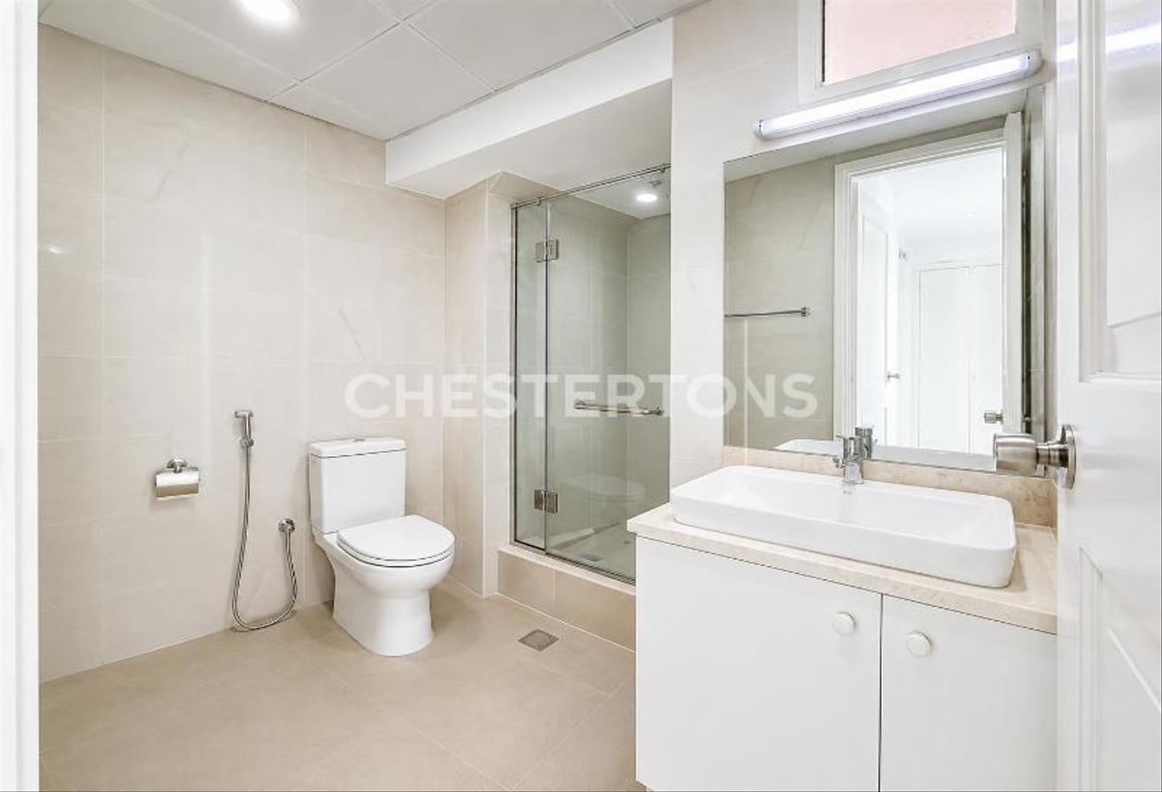 Renovated | Bright | Spacious | Private Pool photo 16
