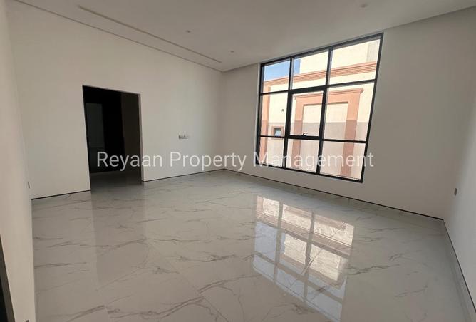 138319556 - Property Image 3