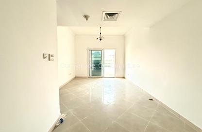 Apartment - 1 Bedroom - 2 Bathrooms for rent in New Al Taawun Road - Al Taawun - Sharjah