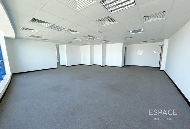 60520401 - Property Image 2