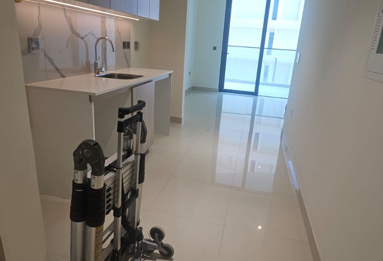 Spacious | Ready to Move | Prime Location