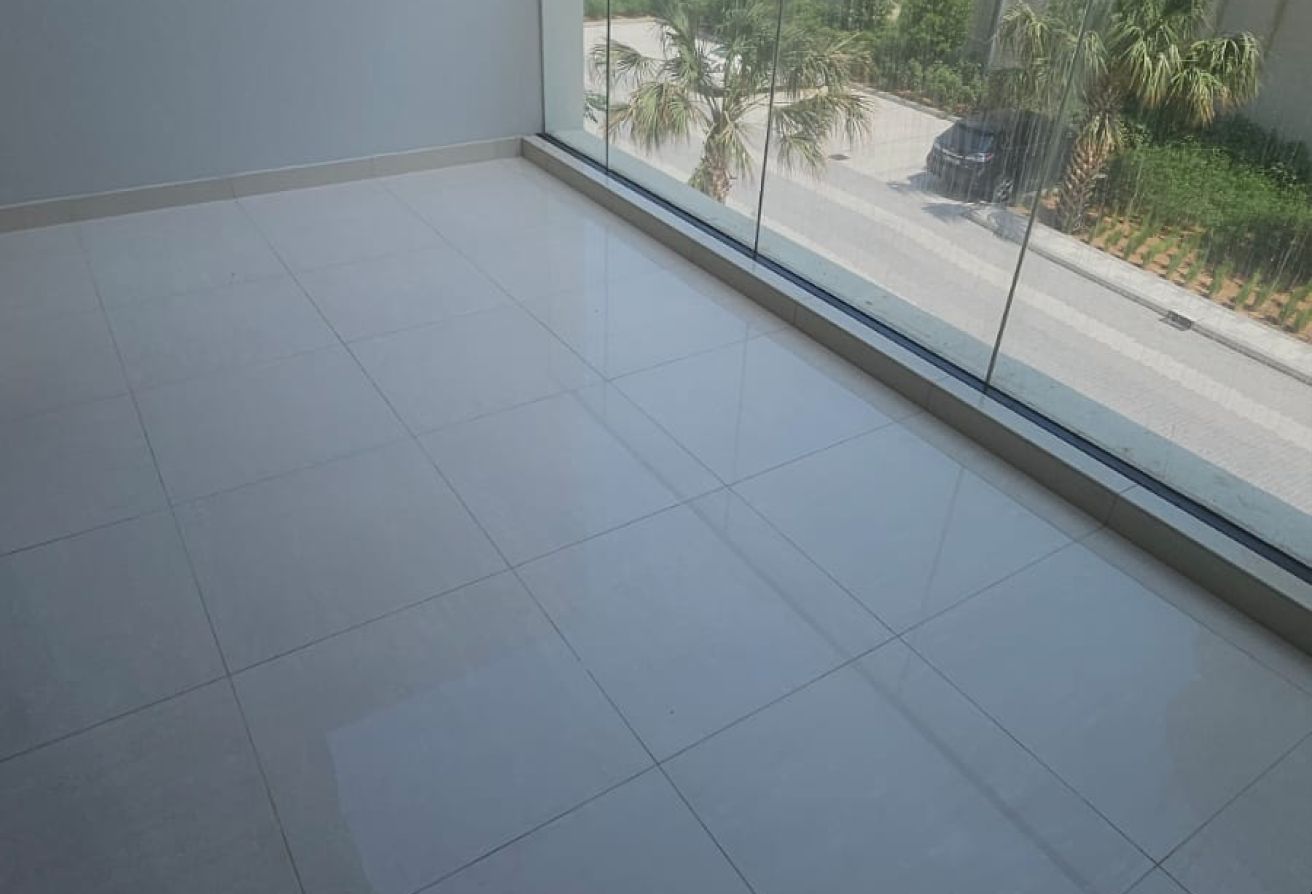 Spacious | Ready to Move | Prime Location