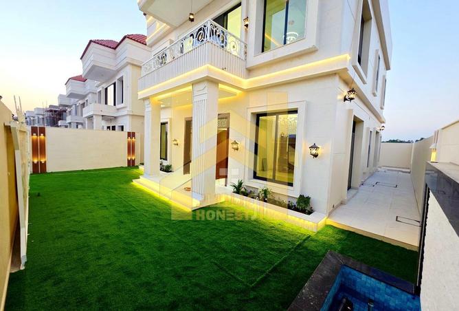 74242341 - Property Image 3