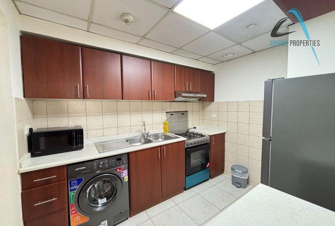 77801158 - Property Image 3