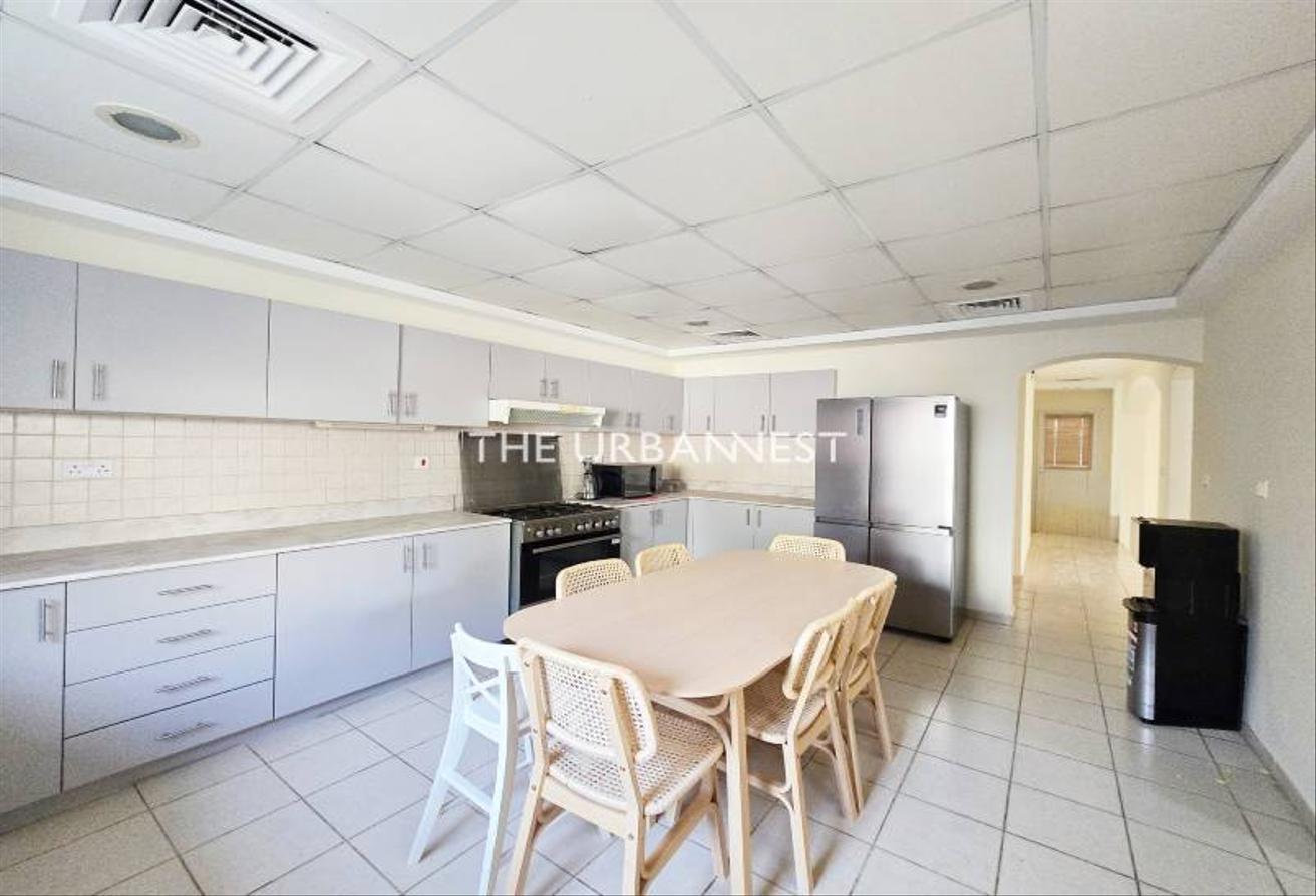 Well Maintained | Spacious |Great Location | AMC photo 5