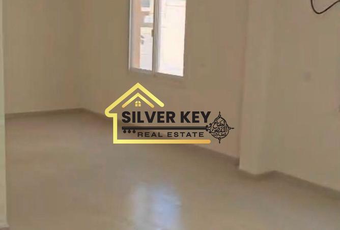 122900945 - Property Image 3