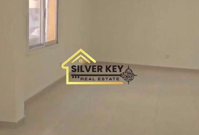 122900945 - Property Main Image