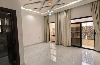 Villa - 5 Bedrooms - 7 Bathrooms for rent in Al Yasmeen 1 - Al Yasmeen - Ajman