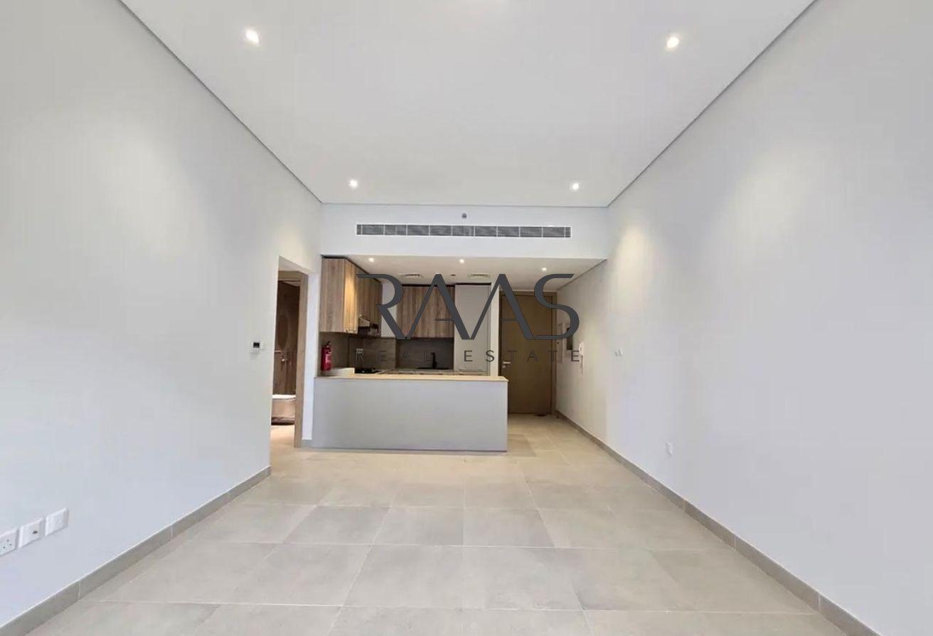 2 BHK+MAID | RENOVATED| BRAND NEW BUILDING photo 6